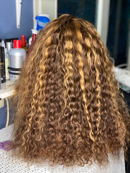 Frontal 20” Deep curly Rémy Hair